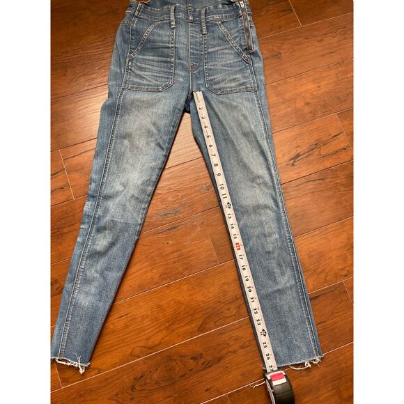 Madewell Skinny Overalls Raw Hem Denim Overalls Medium Blue Wash Size XS H5926 - Picture 11 of 11